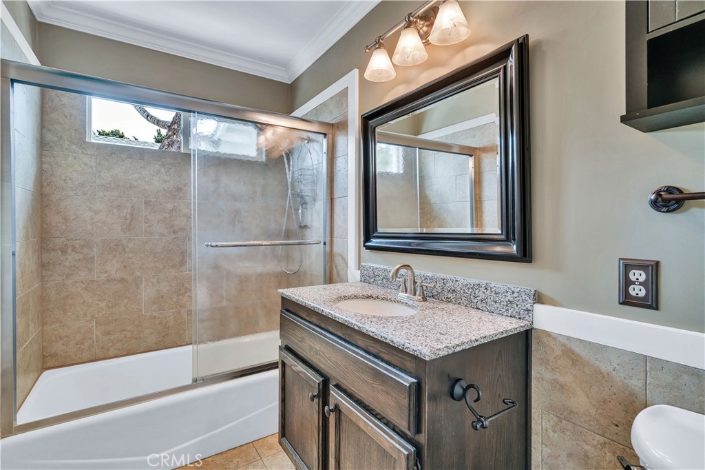 1833 261st Street Property Photo 25