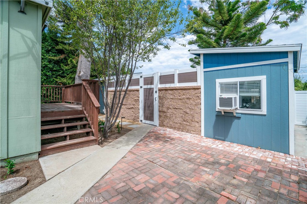 1833 261st Street Property Photo 47
