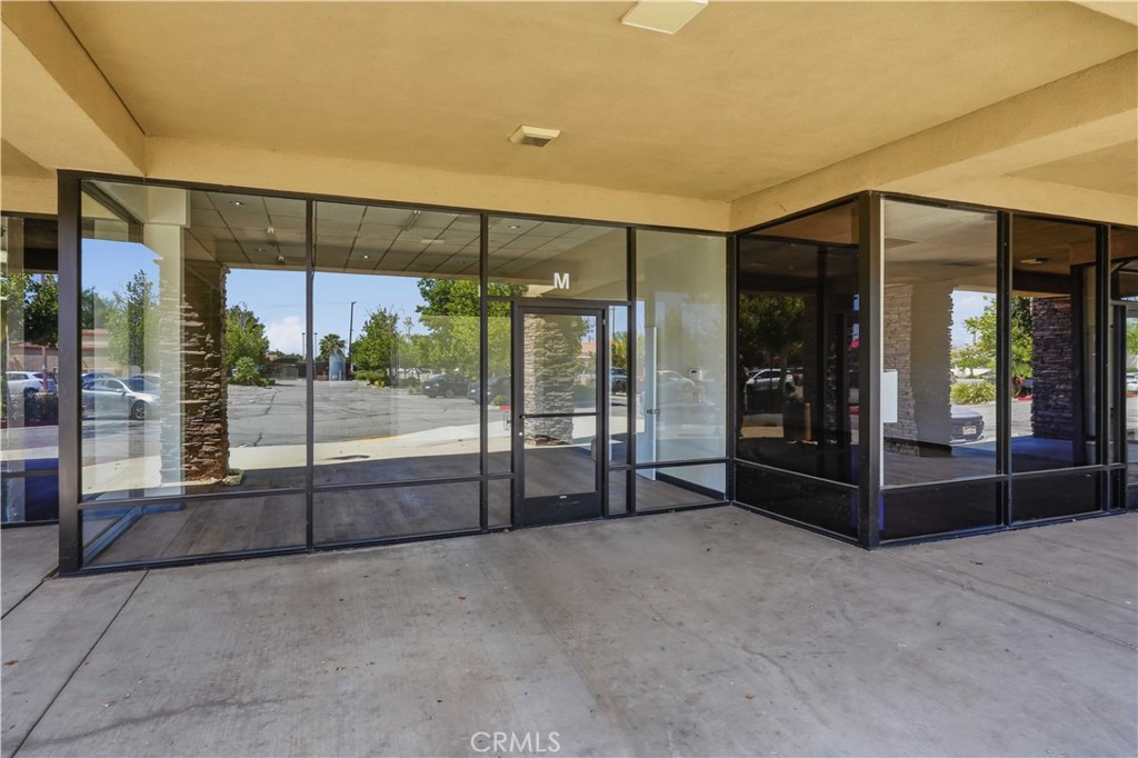 2140 E Palmdale Boulevard M Property Photo 24