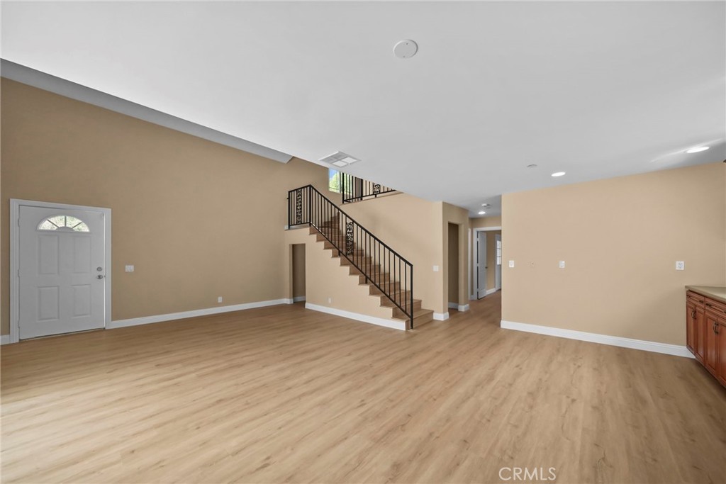 23129 Burbank Boulevard Property Photo 53