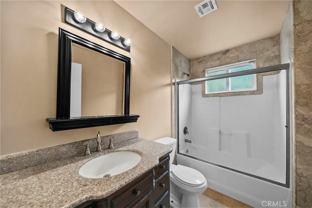 23129 Burbank Boulevard Property Photo 55
