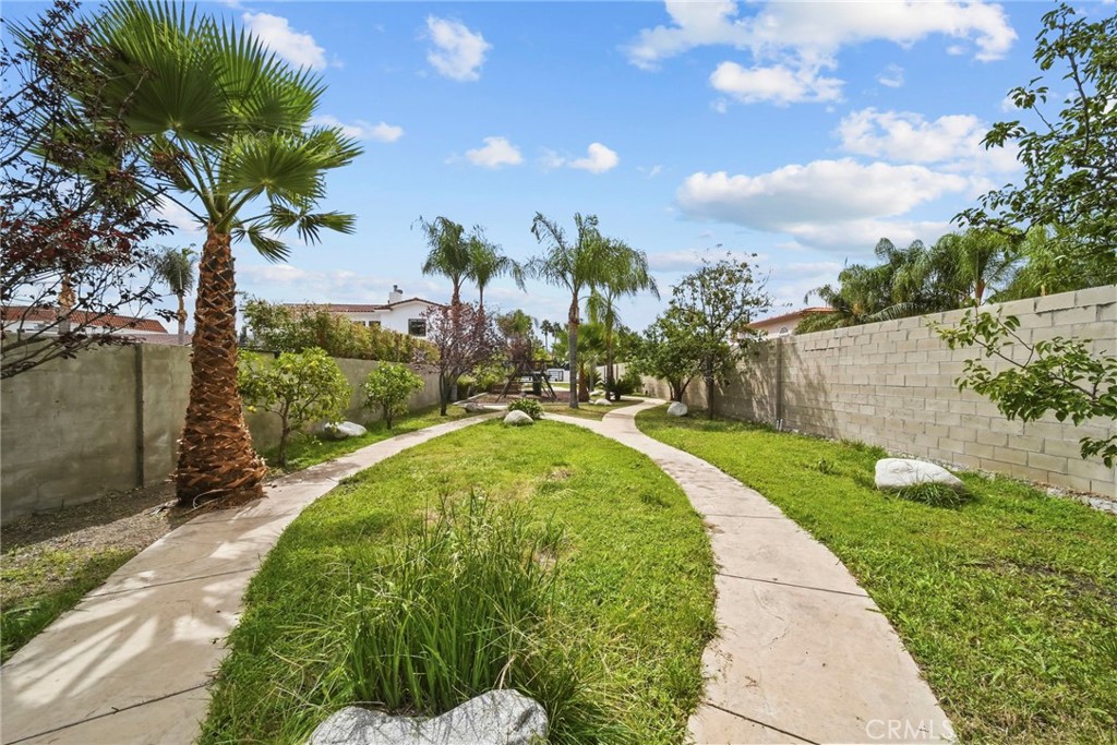 23129 Burbank Boulevard Property Photo 62