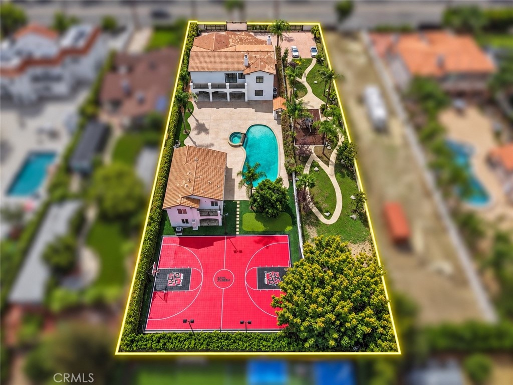 23129 Burbank Boulevard Property Photo 63