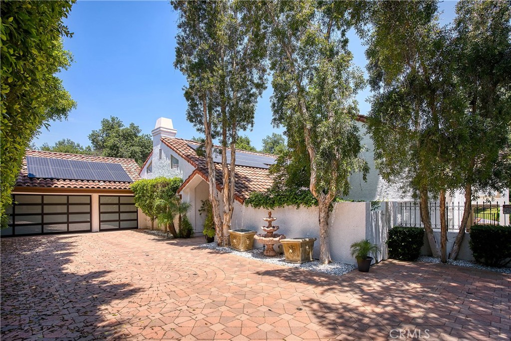 4414 Park Mallorca Property Photo 3