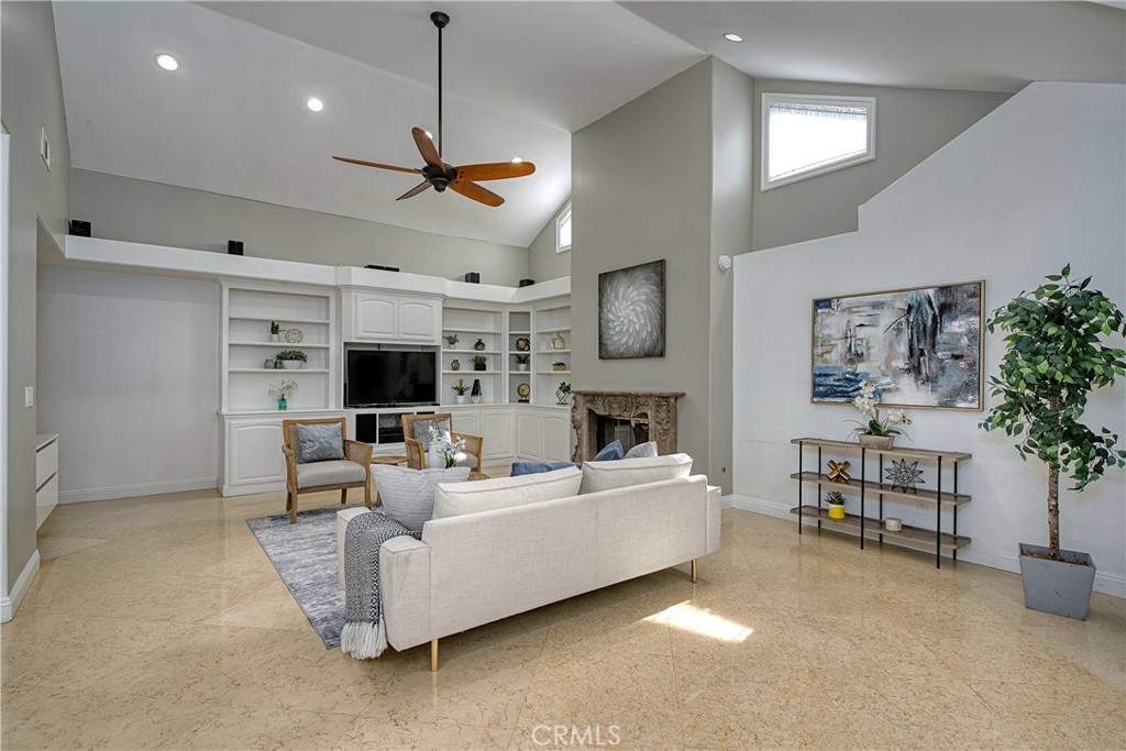 4414 Park Mallorca Property Photo 14
