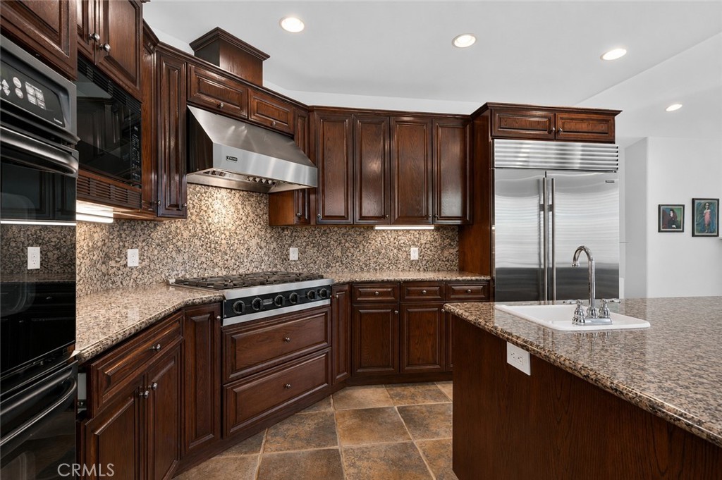 3315 Via Verde Court Property Photo 15