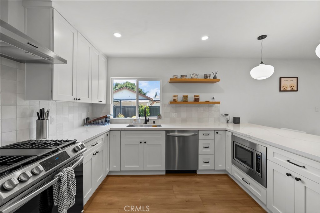 6946 Alcove Property Photo 4