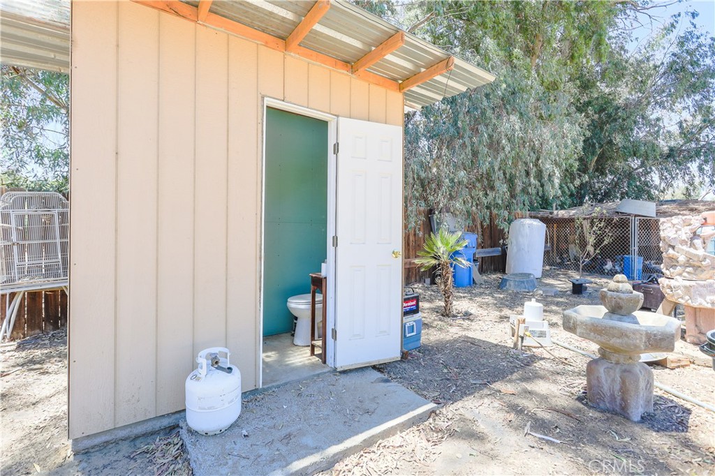 10755 E Avenue R10 Property Photo 6