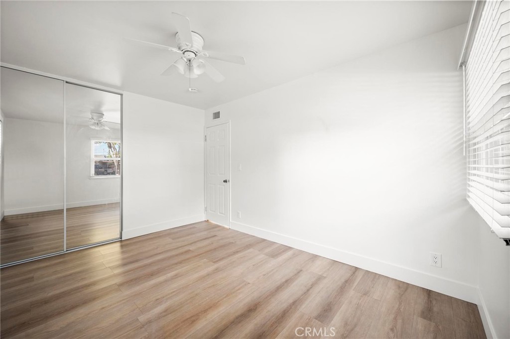 22923 Arminta Street Property Photo 20