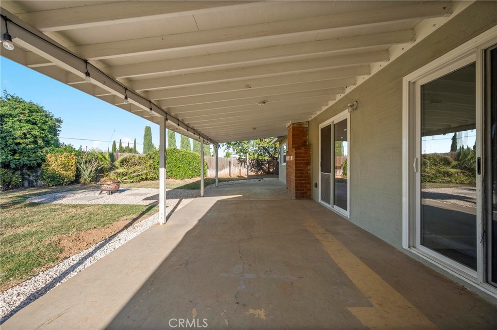 22923 Arminta Street Property Photo 29