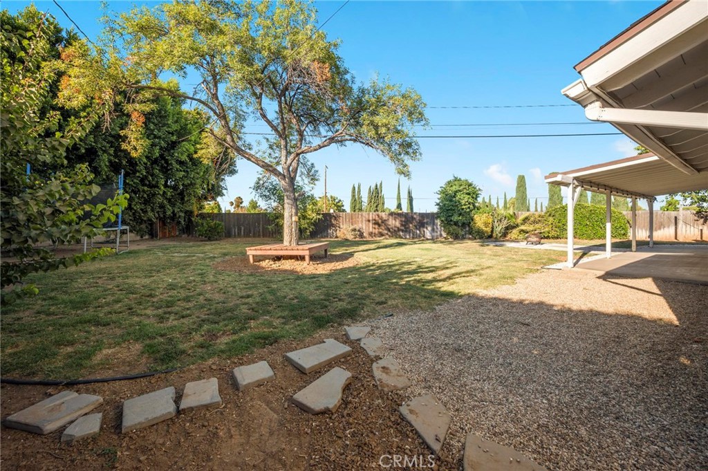 22923 Arminta Street Property Photo 30