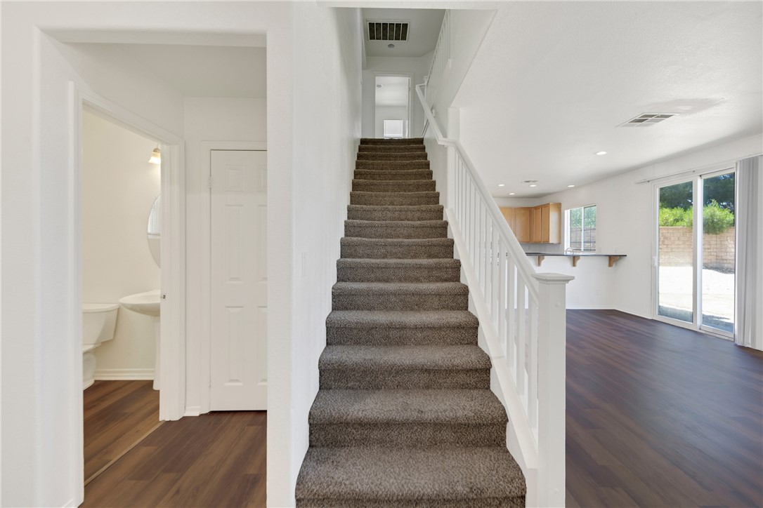 2109 Pearmain Property Photo 4