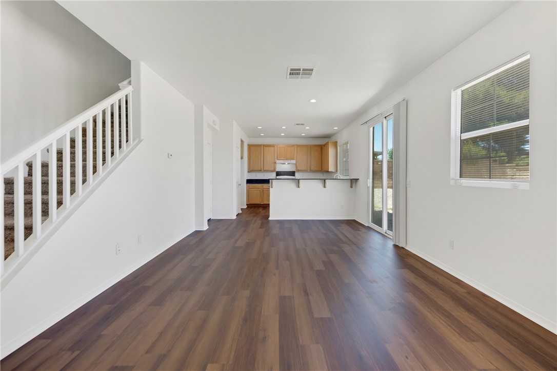 2109 Pearmain Property Photo 6