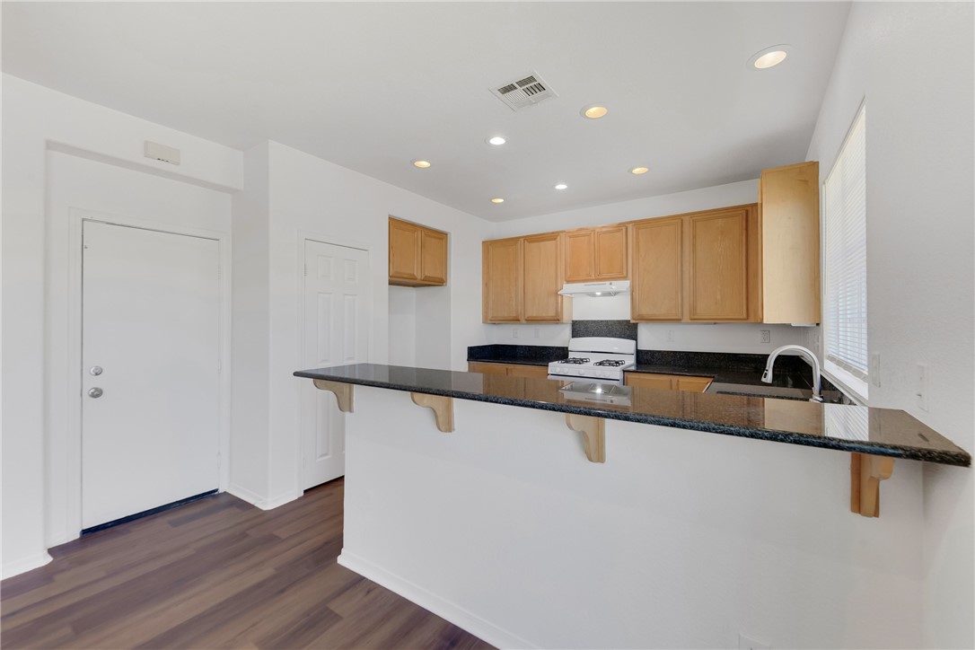 2109 Pearmain Property Photo 8