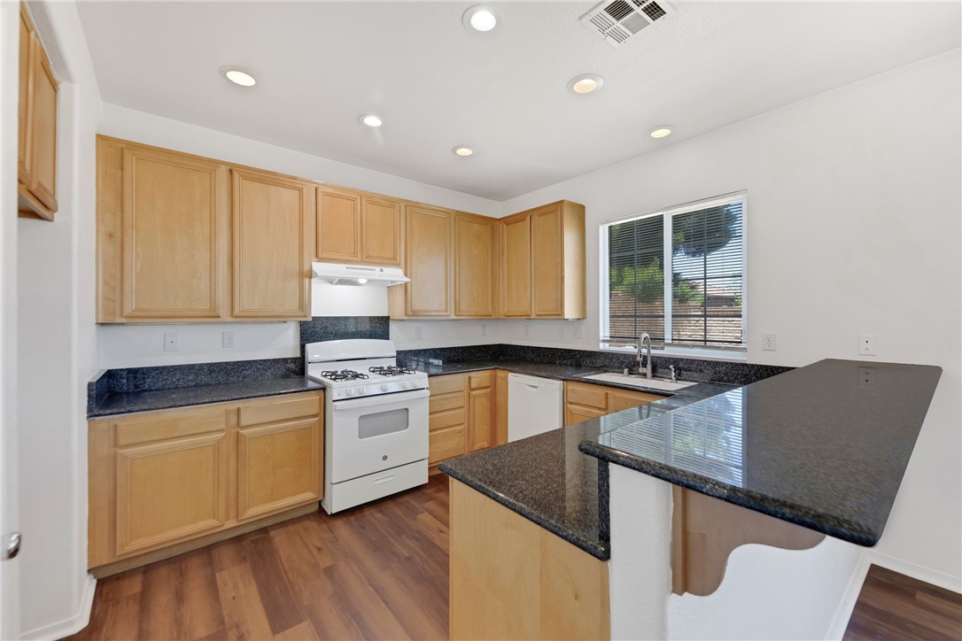 2109 Pearmain Property Photo 9