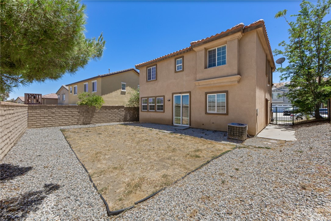 2109 Pearmain Property Photo 27