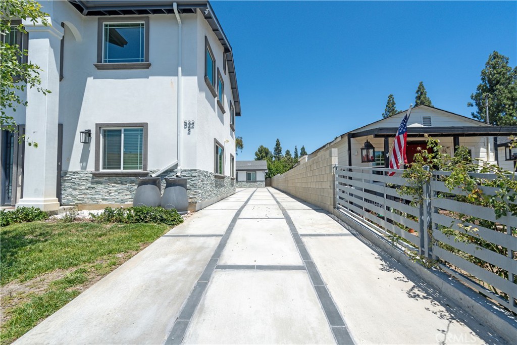 532 Mcfadden Property Photo 4