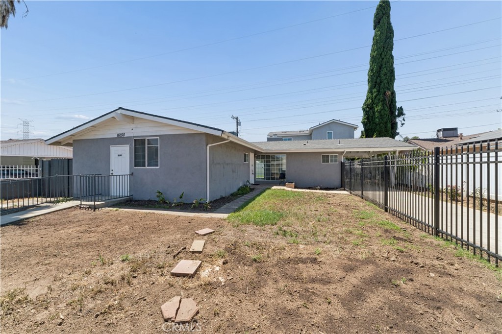 16550 Kalisher Property Photo 2