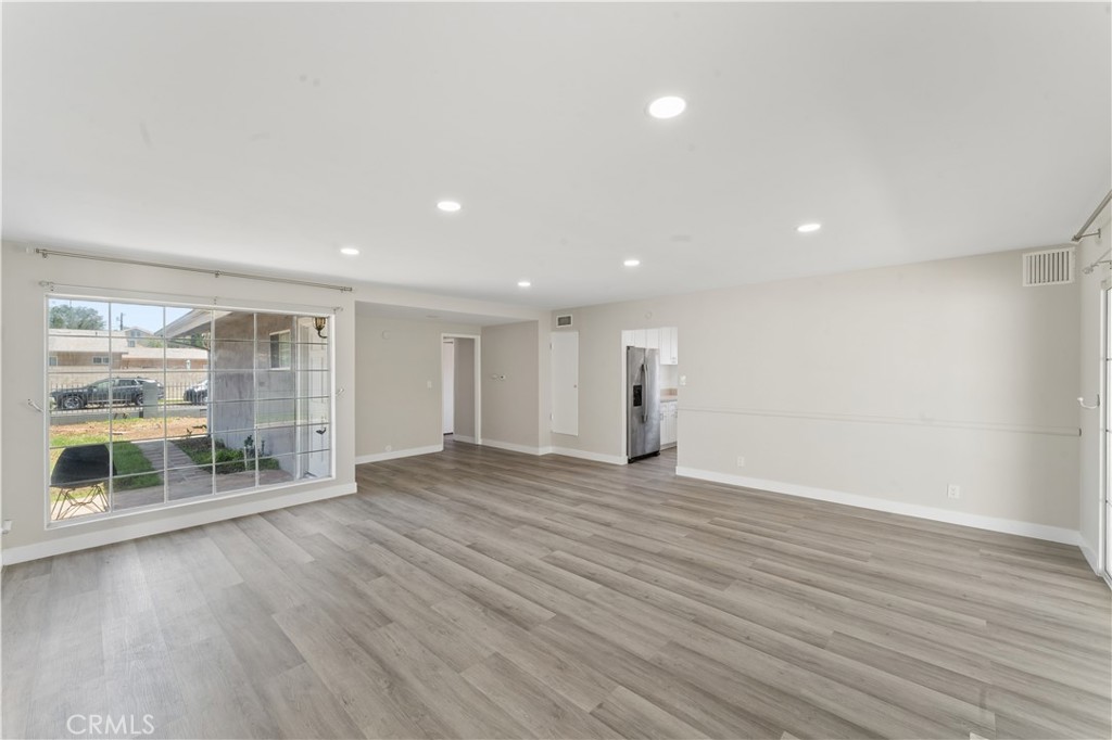 16550 Kalisher Property Photo 5