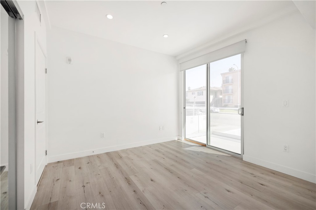 1545 S Fairfax Property Photo 24