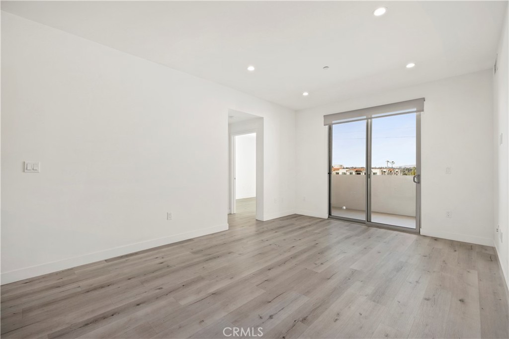 1545 S Fairfax Property Photo 25