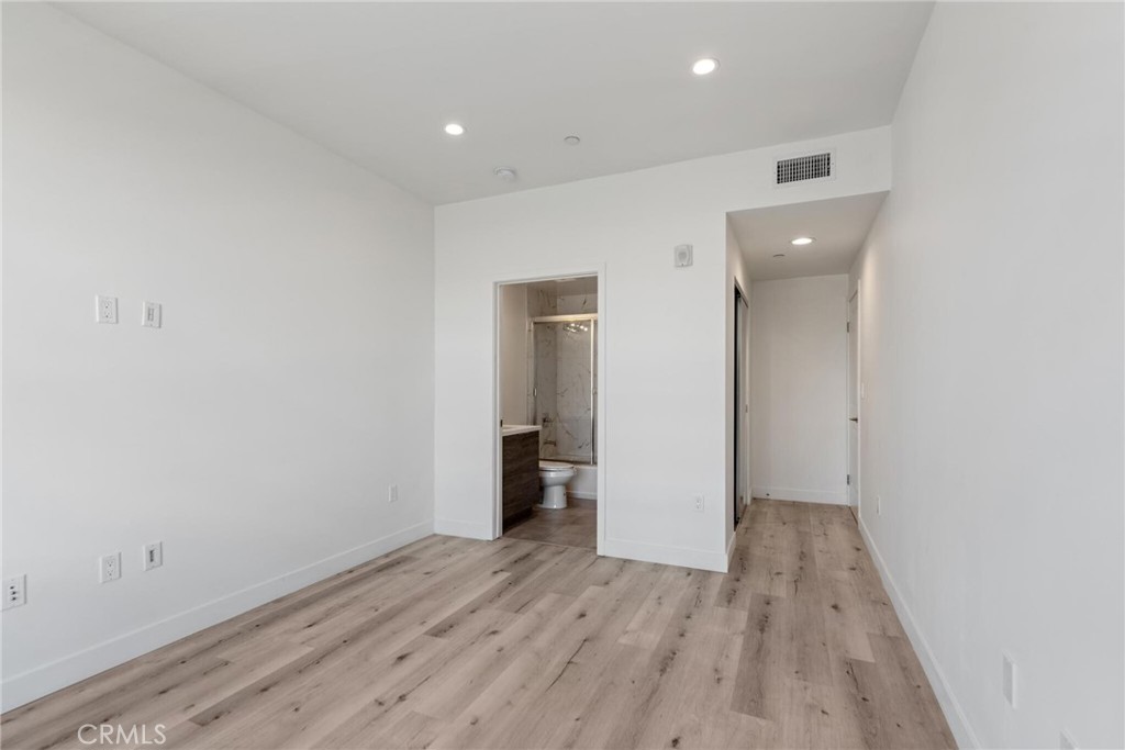 1545 S Fairfax Property Photo 30
