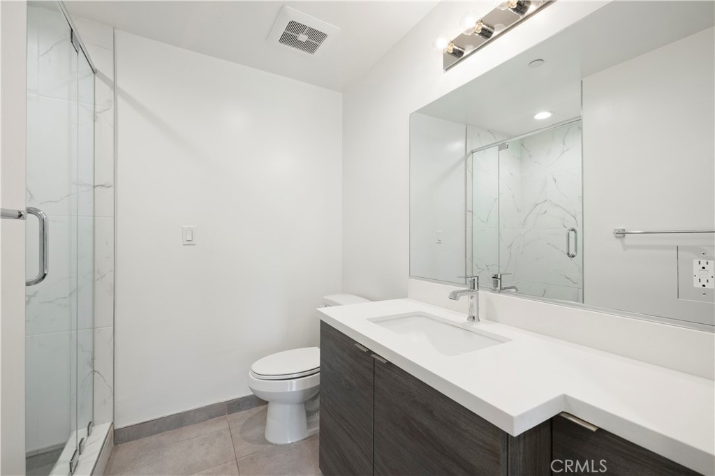 1545 S Fairfax Property Photo 31