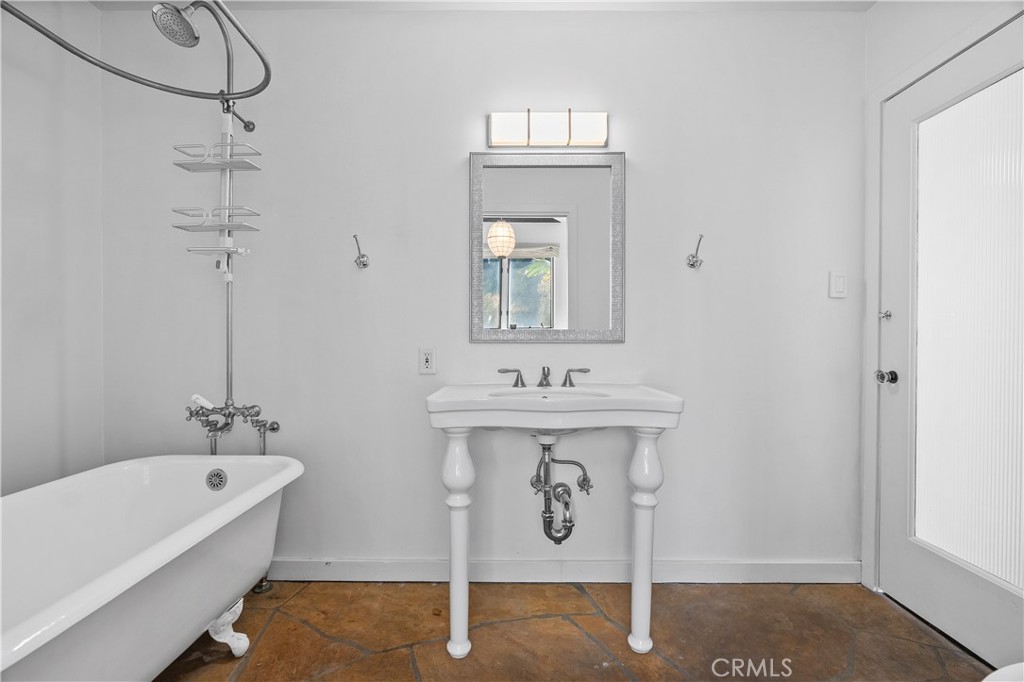 14 Anchorage Property Photo 30