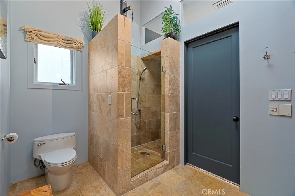 14 Anchorage Property Photo 39