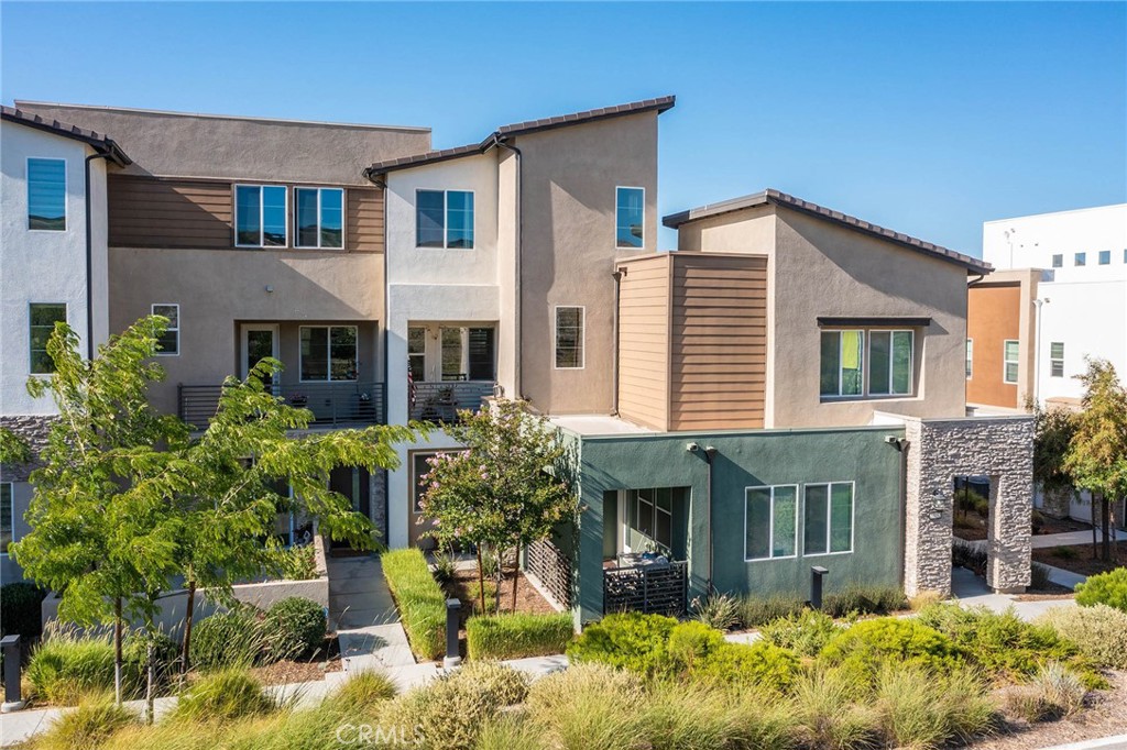 27036 Painted Sky Property Photo 1