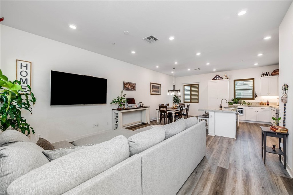 27036 Painted Sky Property Photo 9
