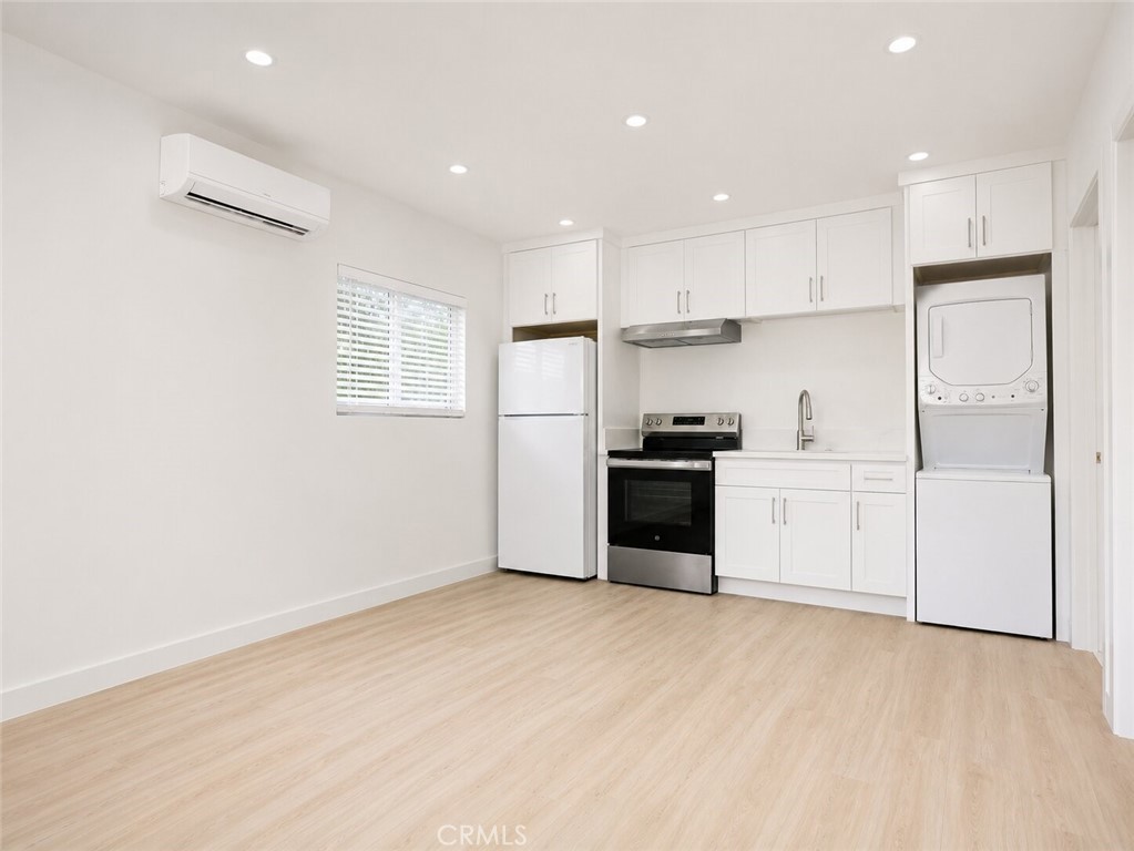 7649 Paso Robles Property Photo 3