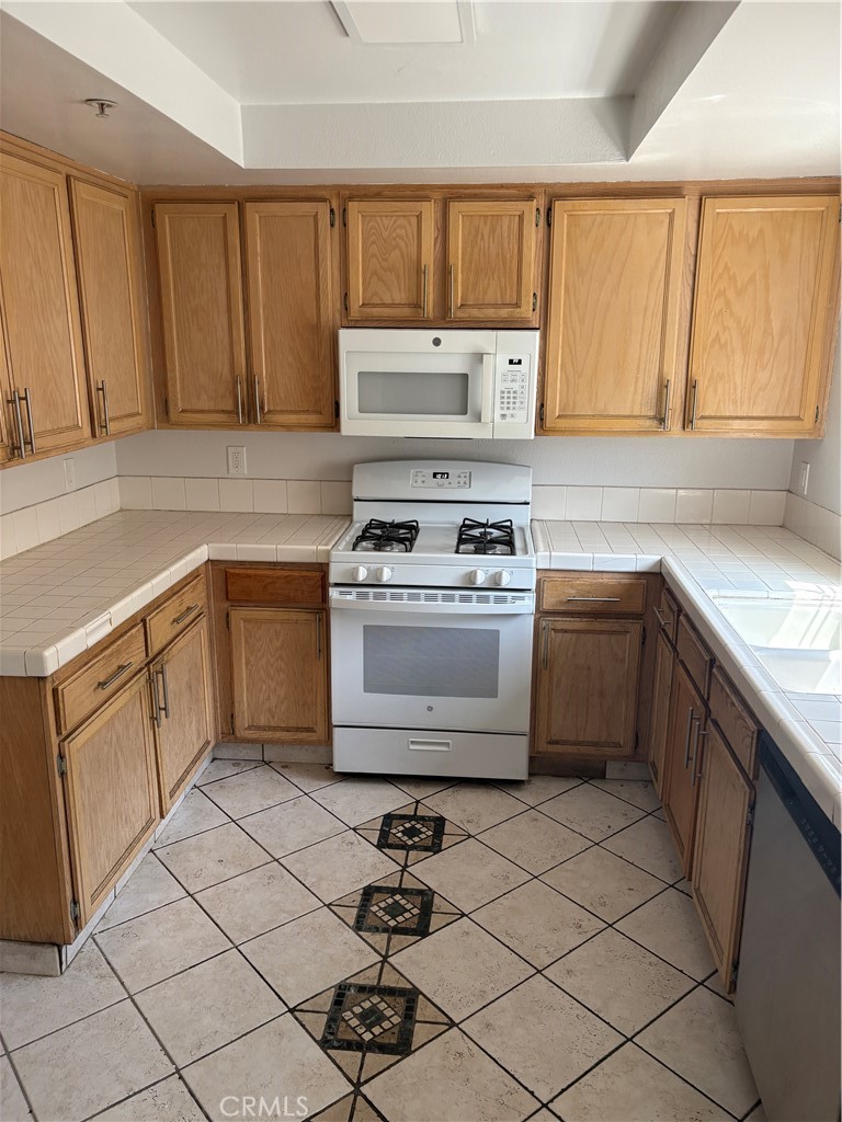 13550 Foothill Boulevard 3 Property Photo 3