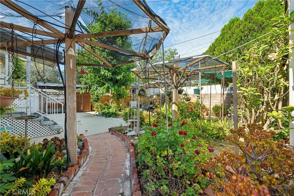 4241 Eve Property Photo 18