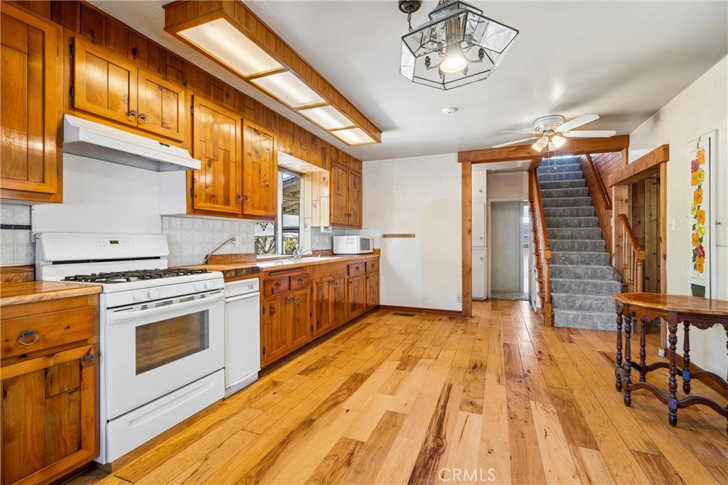 4241 Eve Property Photo 46
