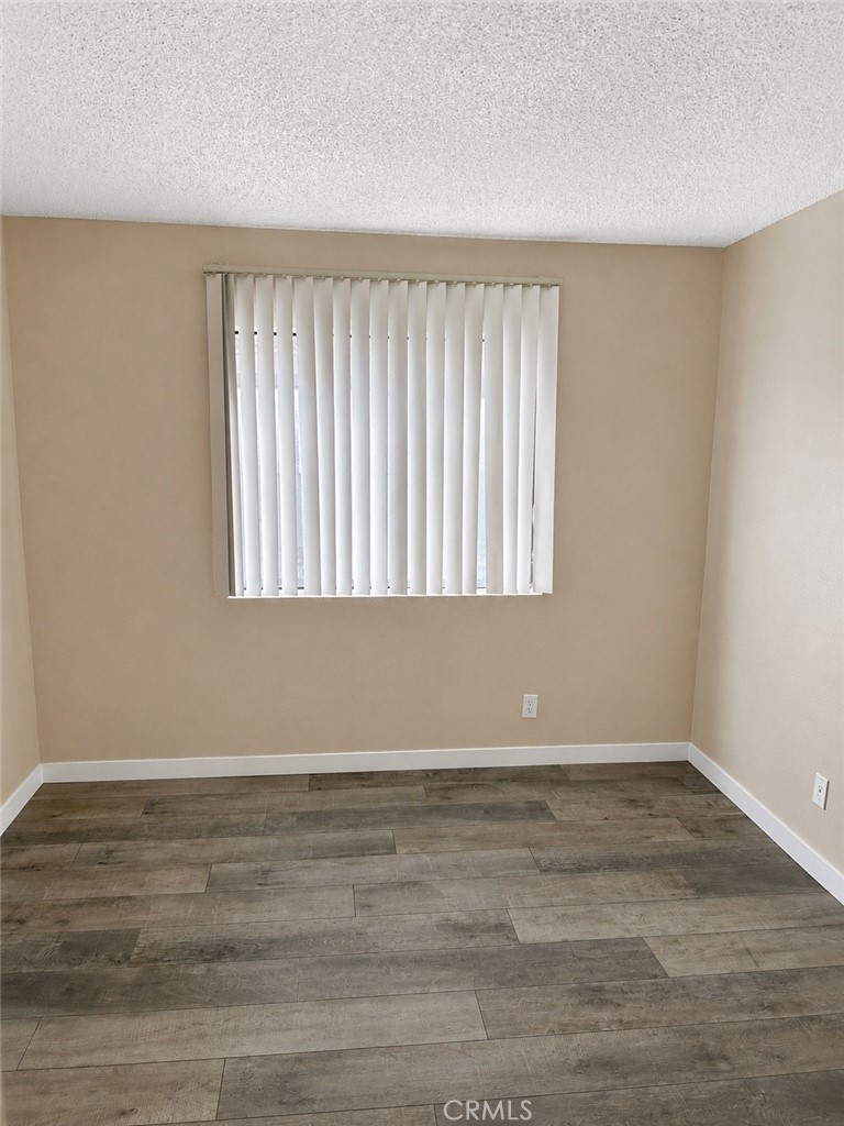 43731 8th Street E Property Photo 8