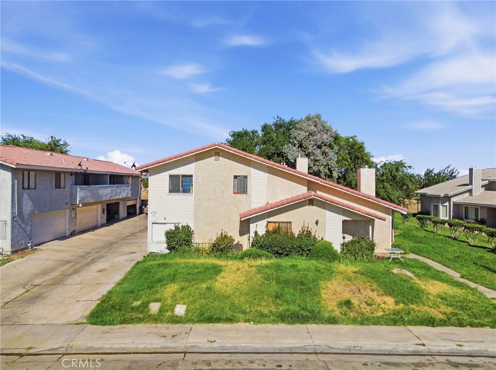 43731 8th Street E Property Photo 17
