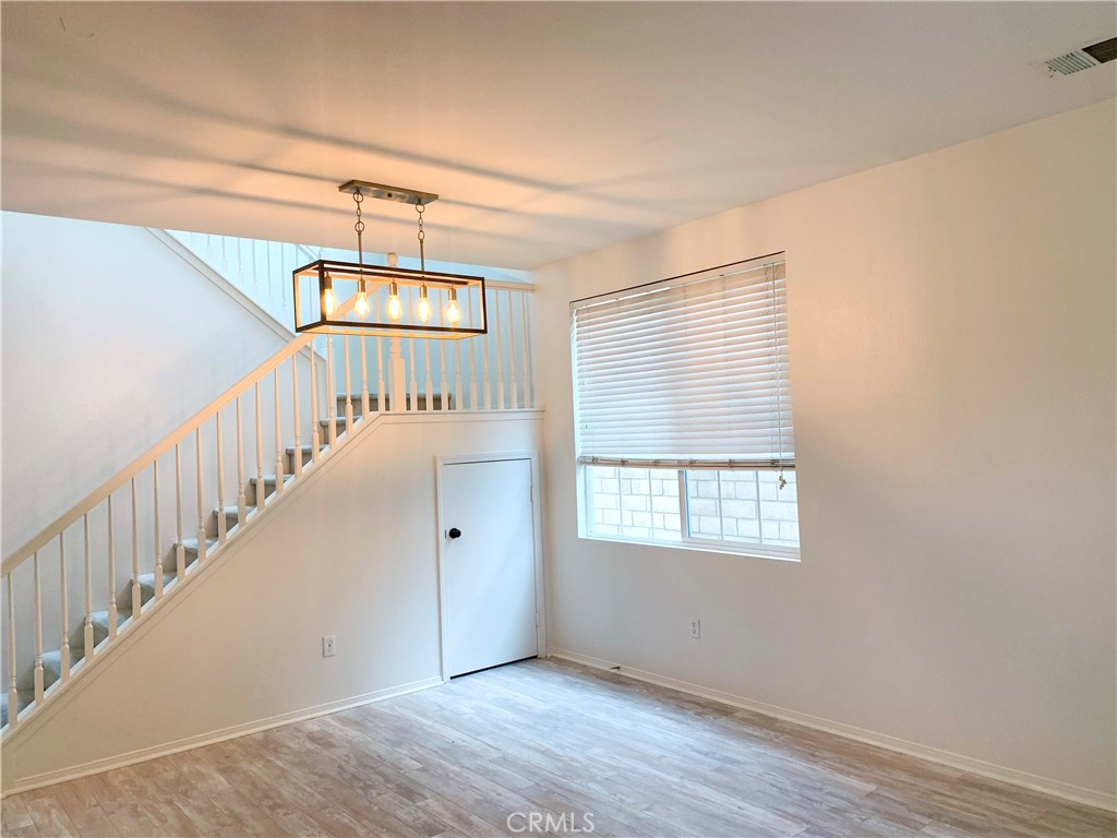 23823 Via Campana Property Photo 5