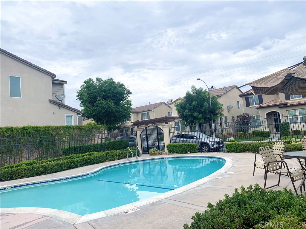 23823 Via Campana Property Photo 16