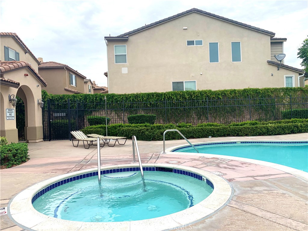 23823 Via Campana Property Photo 17