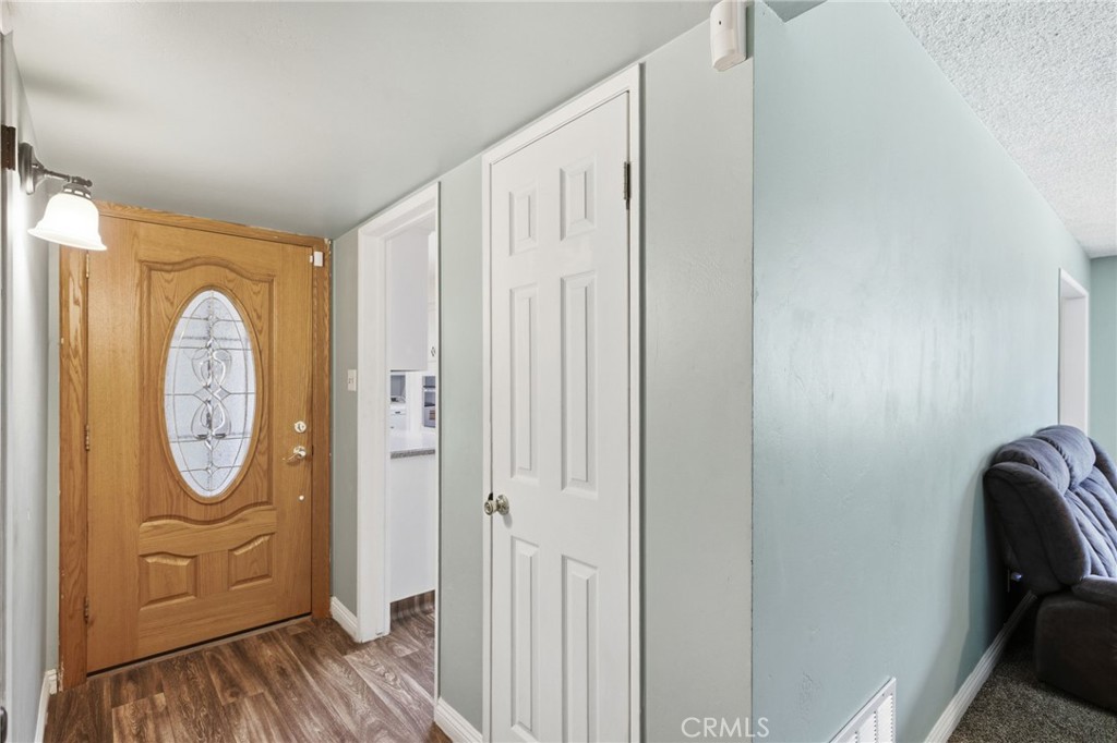 524 B Street Property Photo 10
