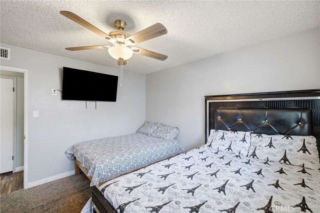 524 B Street Property Photo 40