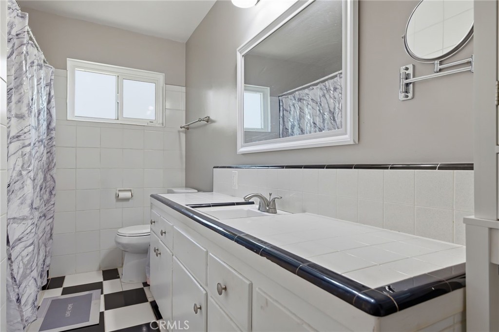 524 B Street Property Photo 41
