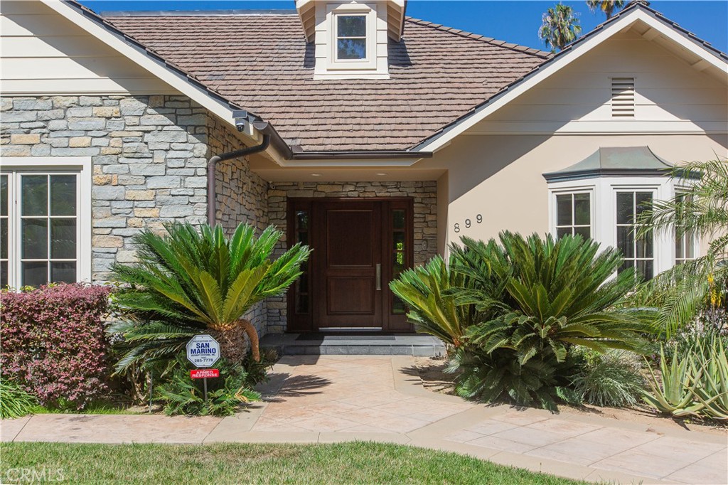 899 S Santa Anita Property Photo 3