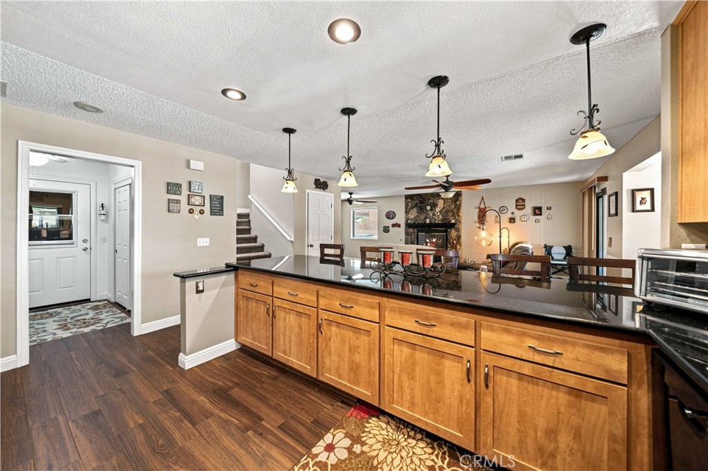 42301 Woodstone Property Photo 13