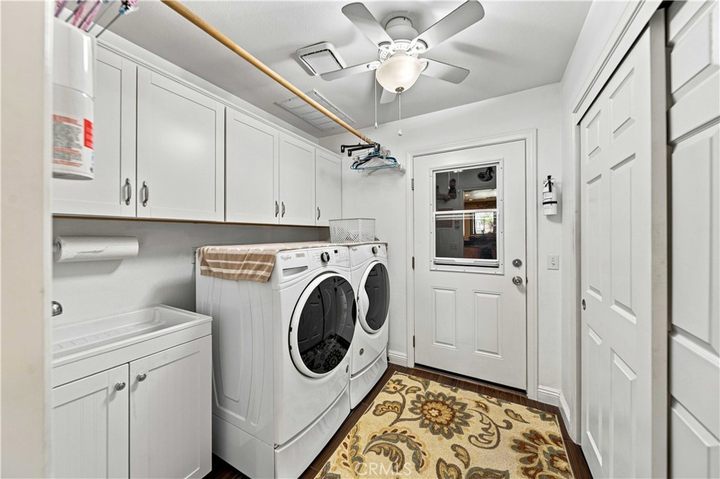 42301 Woodstone Property Photo 17