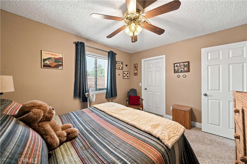 42301 Woodstone Property Photo 21