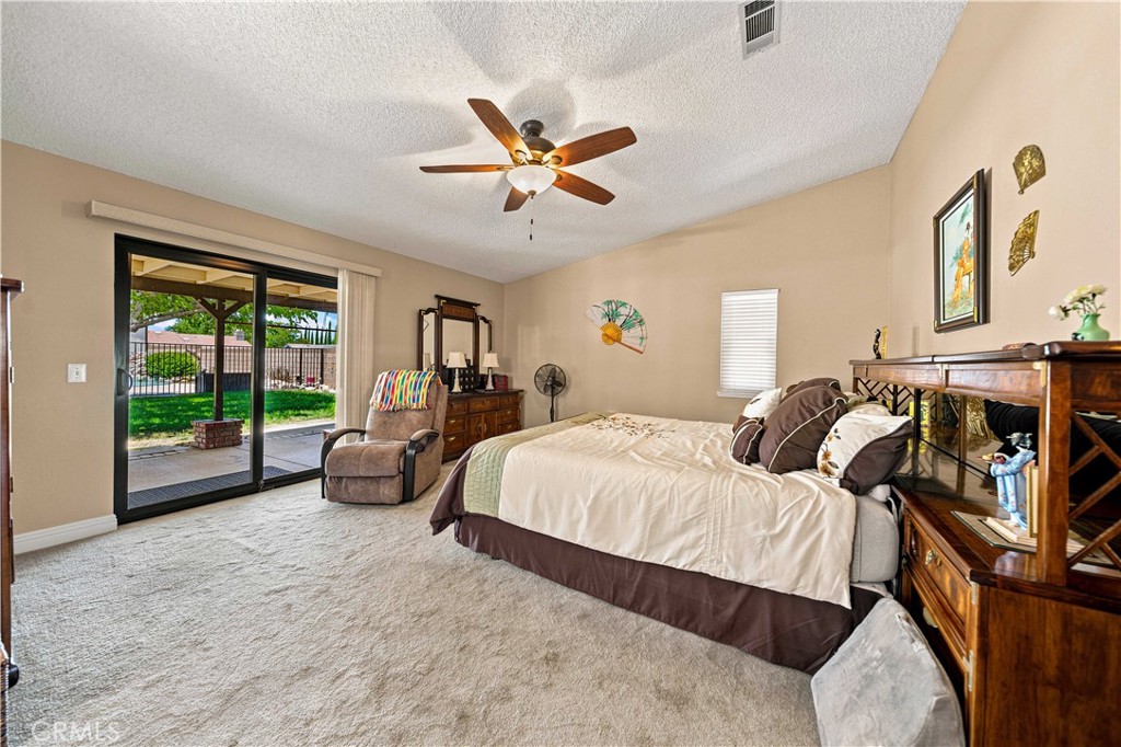 42301 Woodstone Property Photo 29