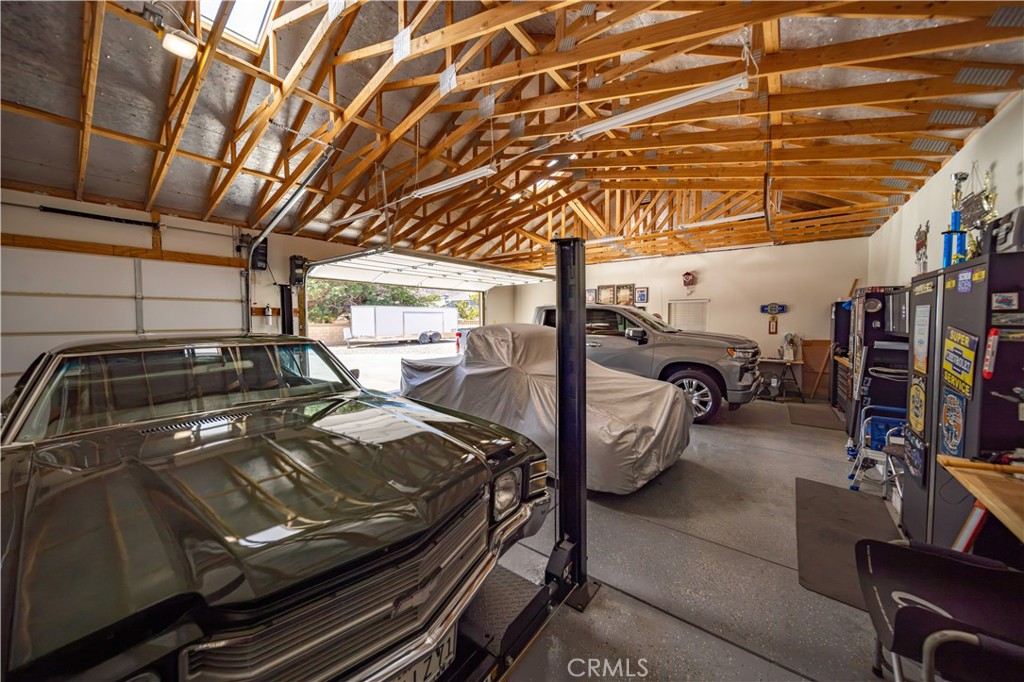 42301 Woodstone Property Photo 36