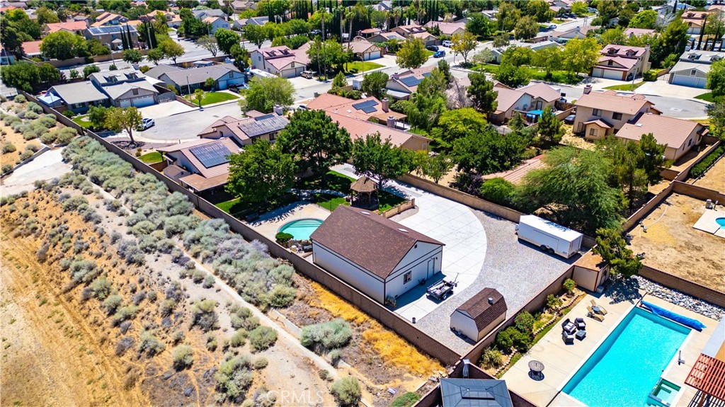 42301 Woodstone Property Photo 47